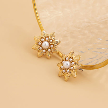 Helia Vintage Pearl Bloom Studs